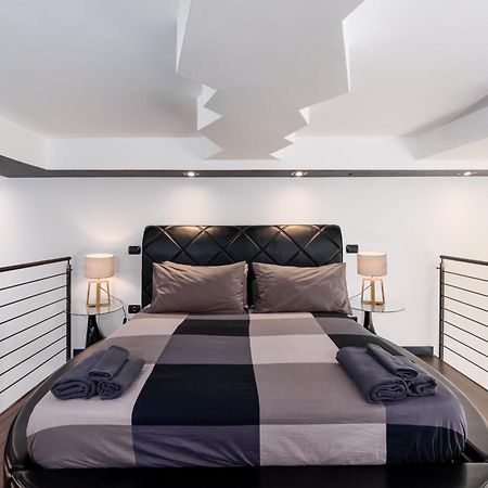 Moderno Loft A 150Mt Dalla Metro "Bernini" トリノ エクステリア 写真