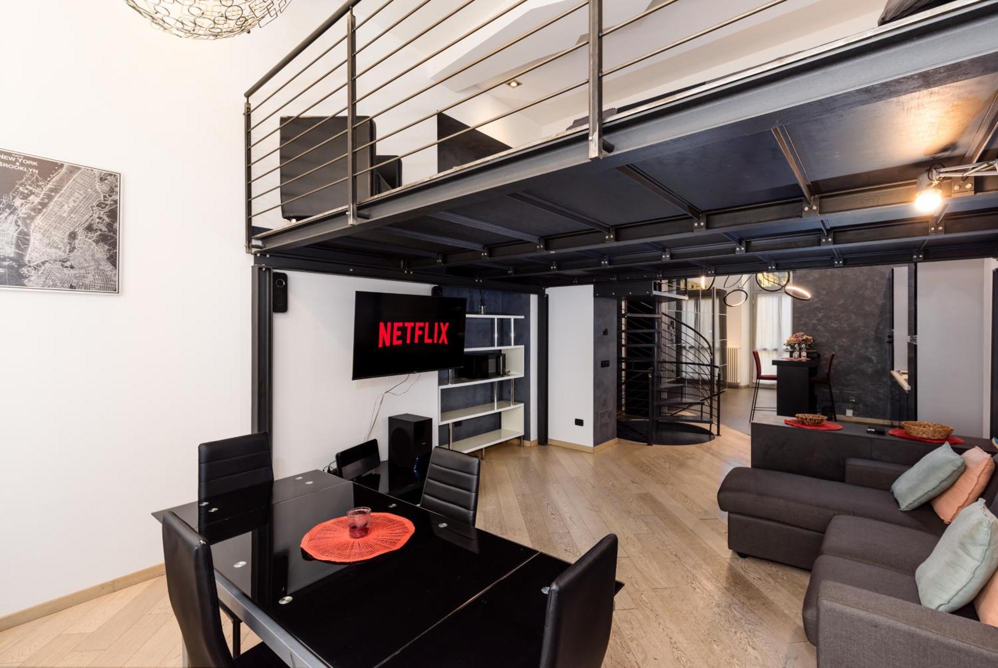 Moderno Loft A 150Mt Dalla Metro "Bernini" トリノ エクステリア 写真