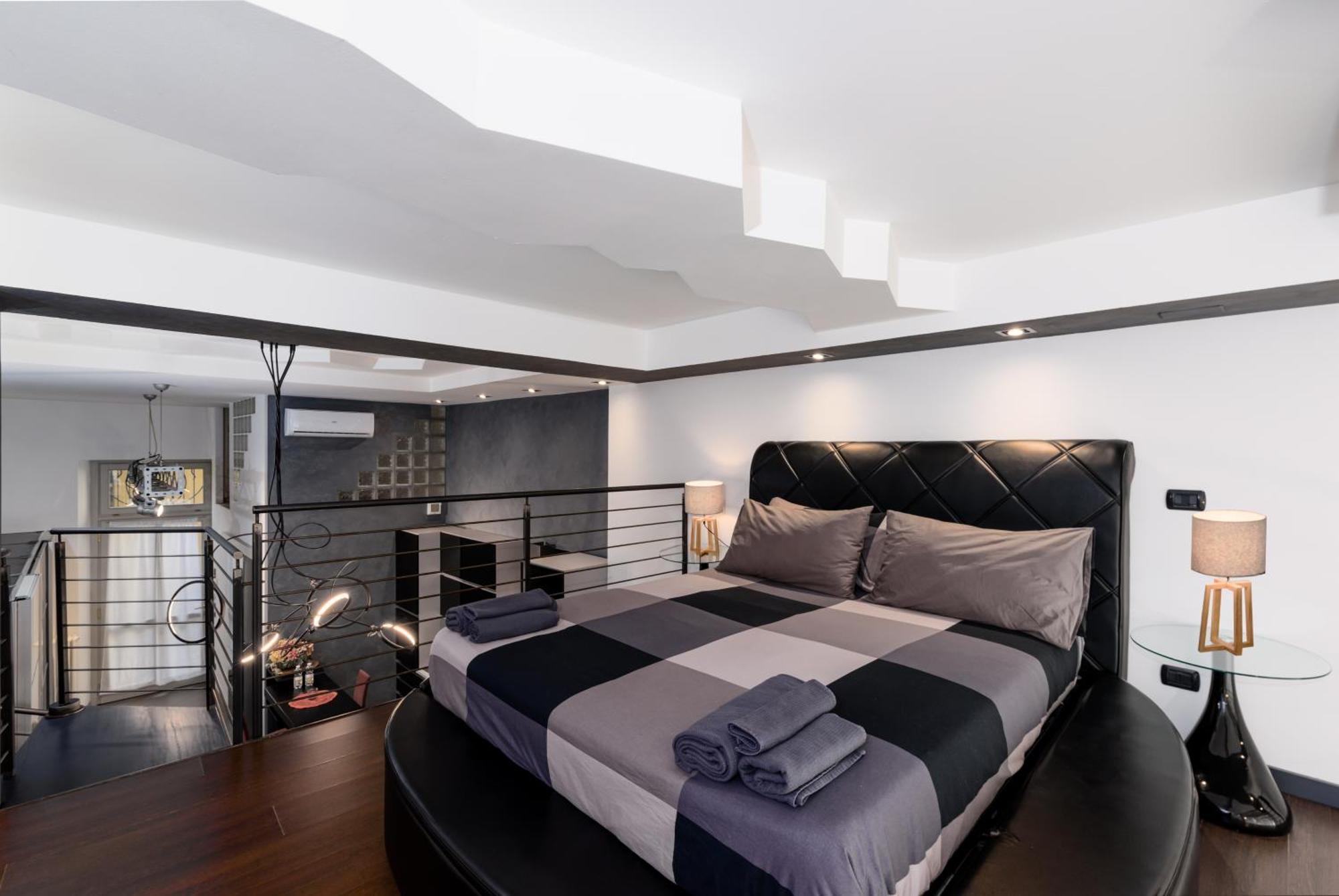 Moderno Loft A 150Mt Dalla Metro "Bernini" トリノ エクステリア 写真