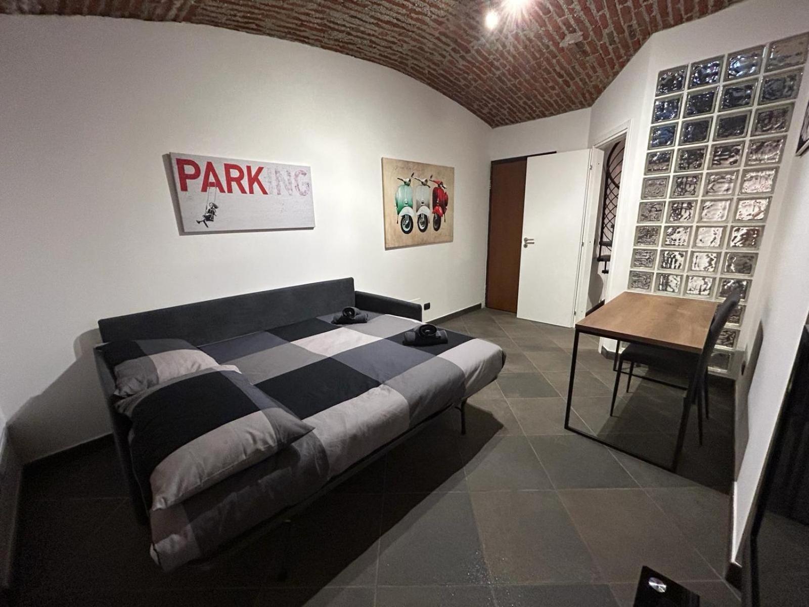 Moderno Loft A 150Mt Dalla Metro "Bernini" トリノ エクステリア 写真